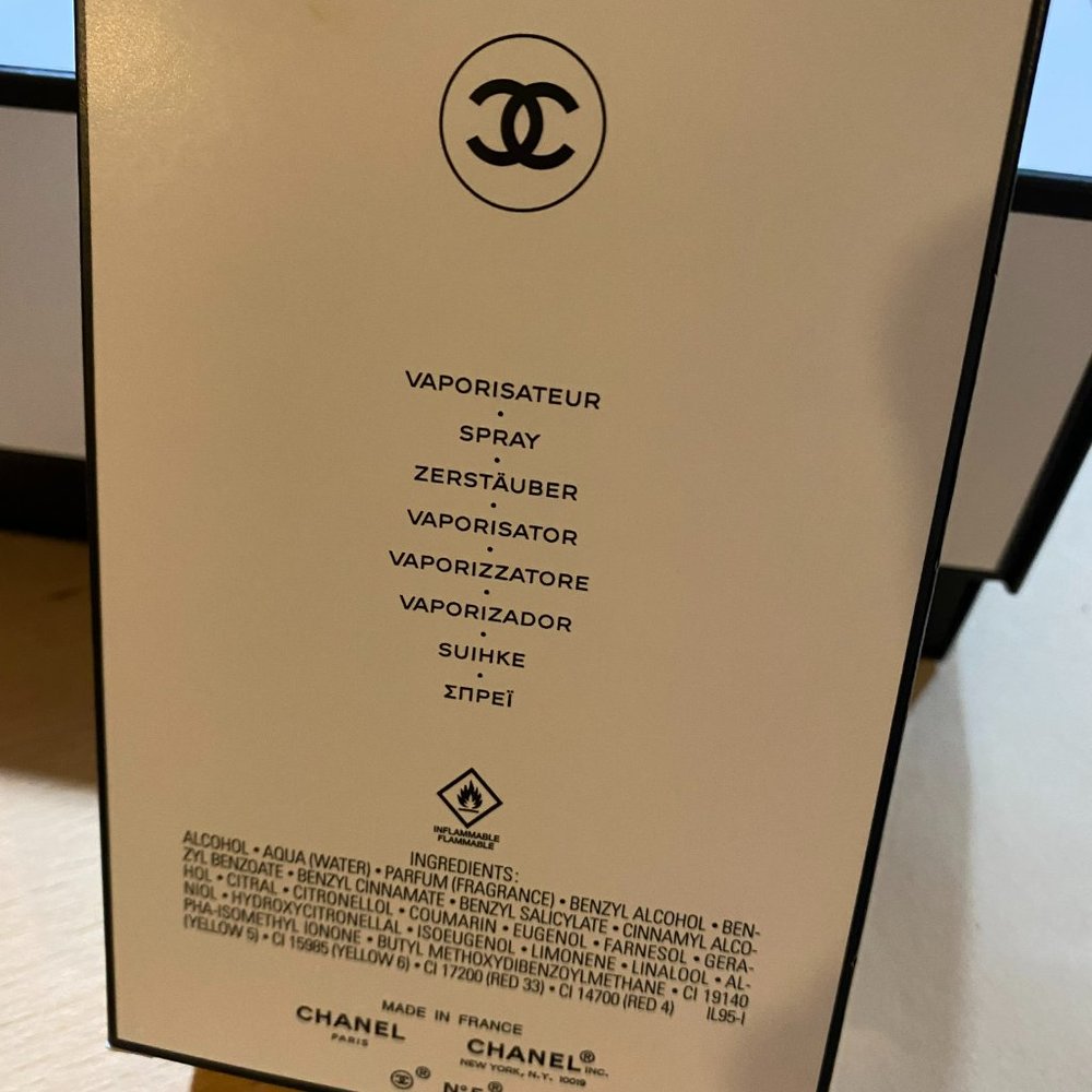 Empty Chanel No 5 Box - Picture 2 of 2